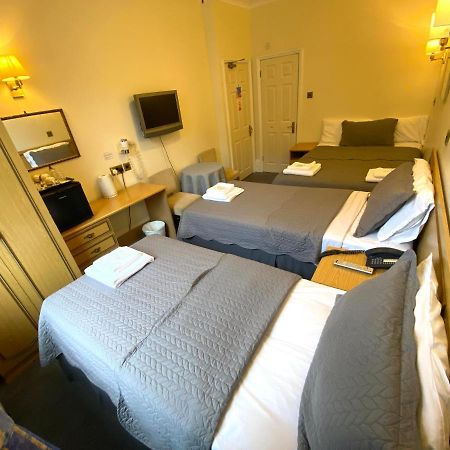 The Brompton Hotel Лондон Экстерьер фото