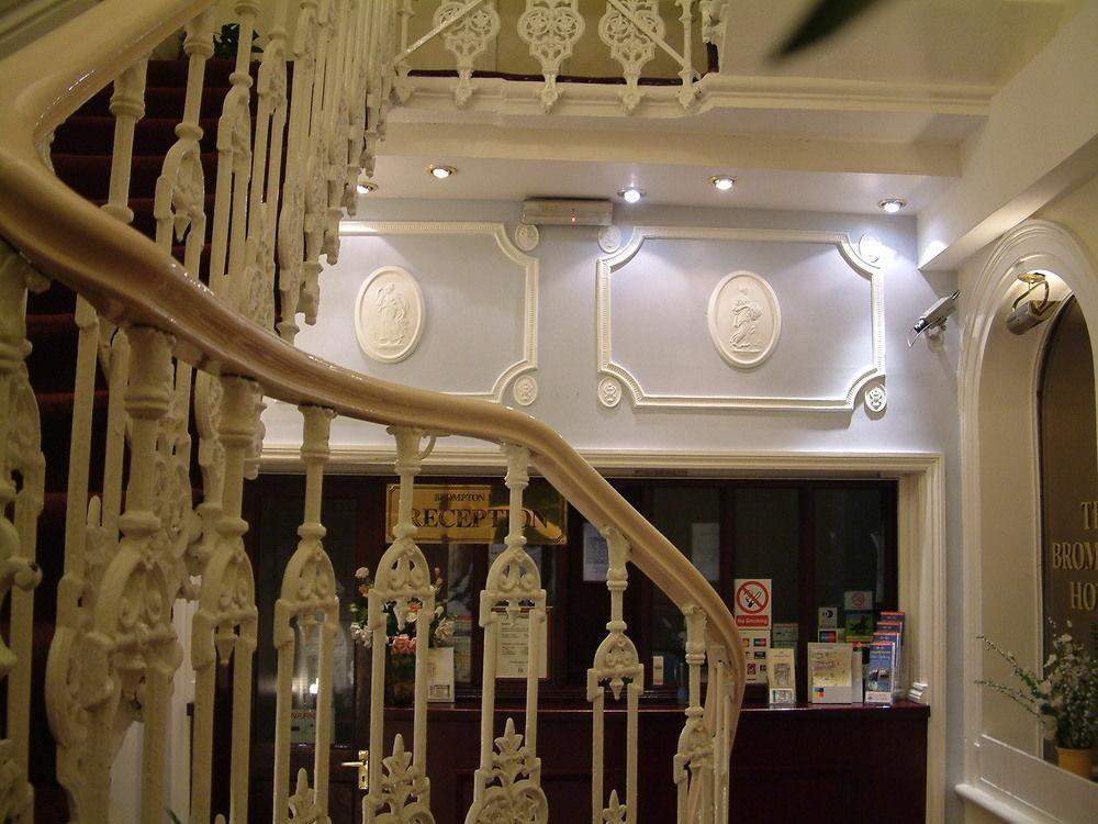 The Brompton Hotel Лондон Экстерьер фото