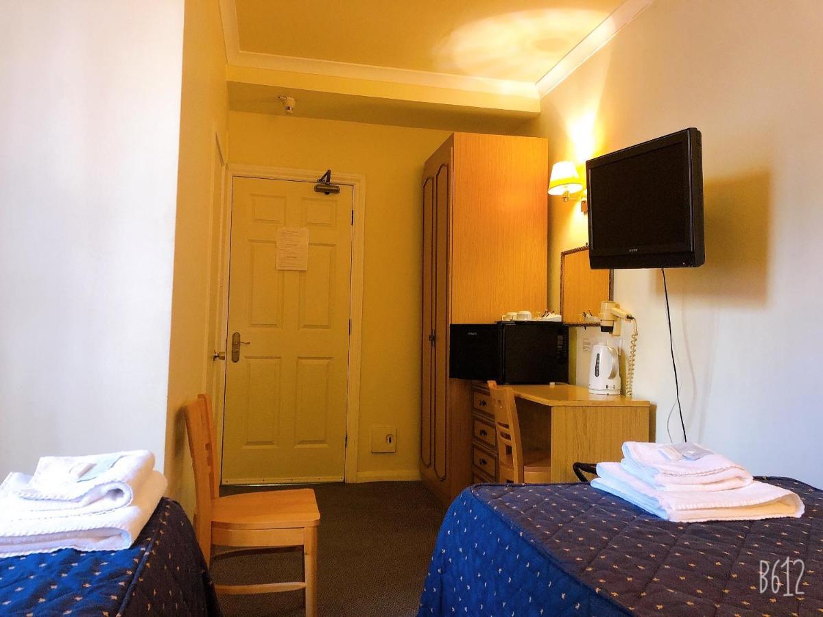 The Brompton Hotel Лондон Экстерьер фото