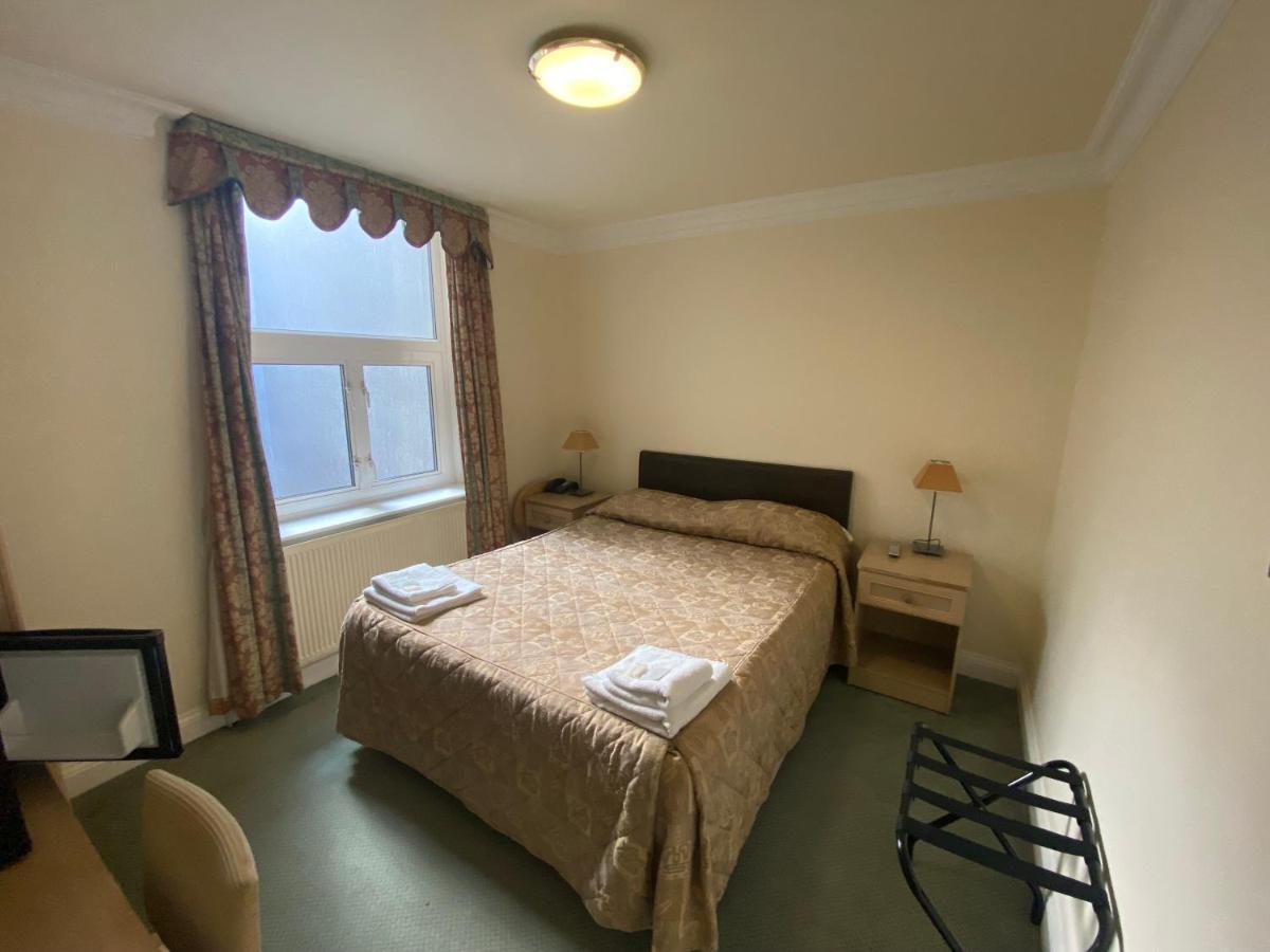 The Brompton Hotel Лондон Экстерьер фото
